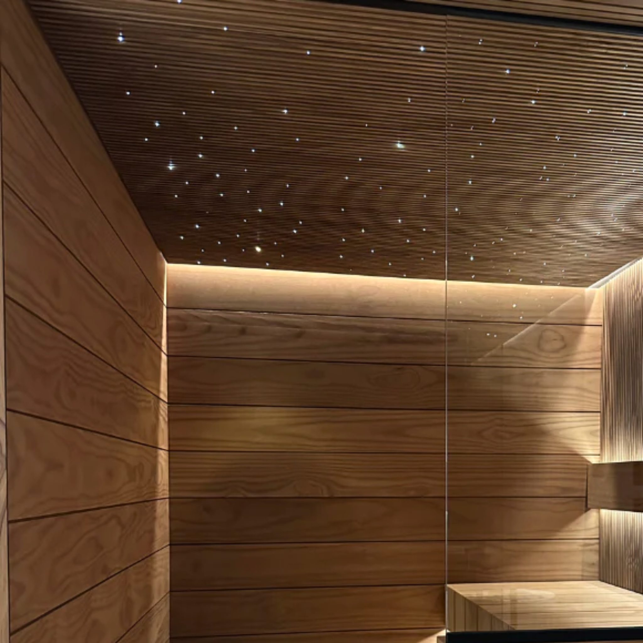 BestQool Launches Sauna Light for High-Humidity Environments